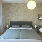 Moderne - Lage Nahe Skigebiet & Wanderwegen *