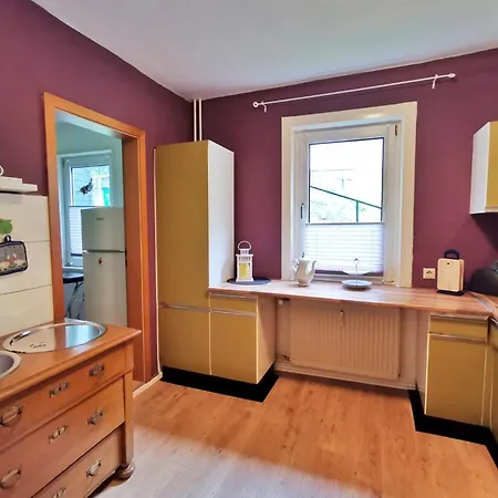 Moderne - Lage Nahe Skigebiet & Wanderwegen