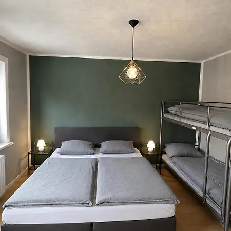 Moderne - Lage Nahe Skigebiet & Wanderwegen *